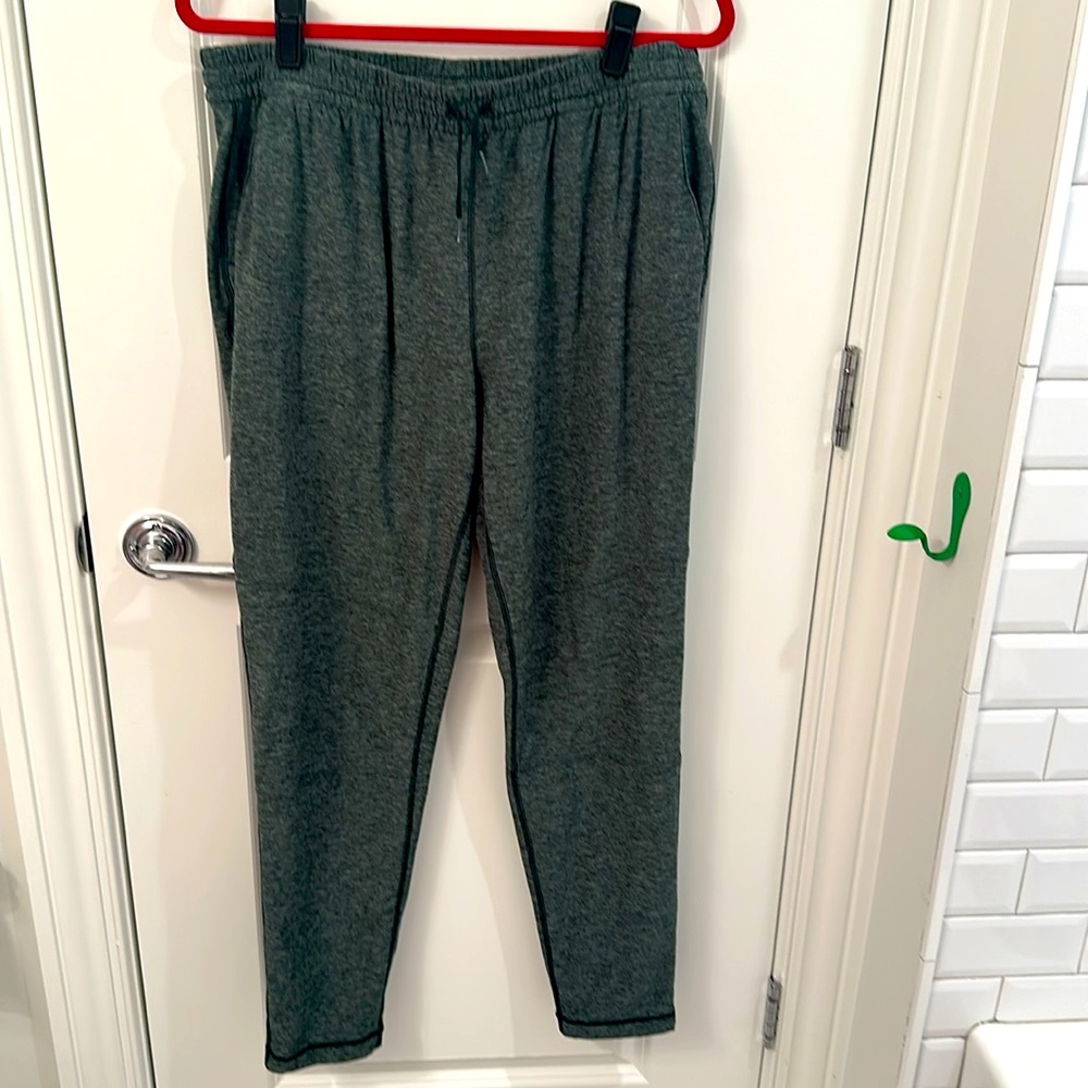 Outdoor Voices CloudKnit joggers all day sweatpant taper leg XL heather green